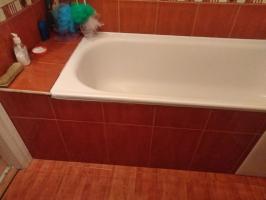 حمام مع الساقين عالية: كيفية جعله الوقوف بحزم (حالة مثيرة للاهتمام، تتعلق حوض الاستحمام السوفياتي القديم)