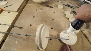 كيف يمكنني جعل البكرات من آلات الخشب الرقائقي لمحلية الصنع