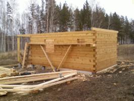 بناء المدرجات وسقف العوارض الخشبية حمامات سجل مربع
