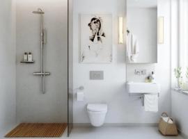 8 الأفكار الإبداعية إلى الفضاء الأمثل في حمام صغير!